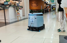 科技館智能清潔機(jī)器人